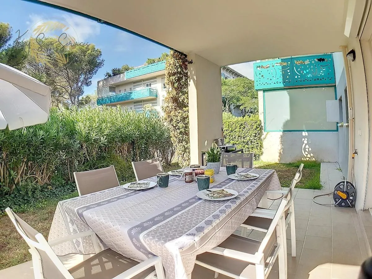 Charmant 73M Carre -Piscine-500 M De La Mer-Parking Saint-Raphael