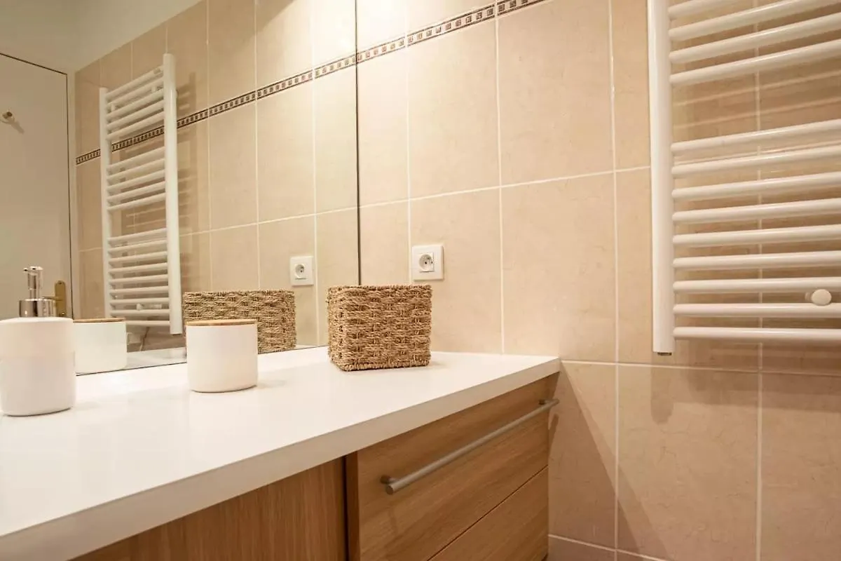 Charmant 73M Carre -Piscine-500 M De La Mer-Parking Saint-Raphael  Apartment Saint-Raphael (Var)